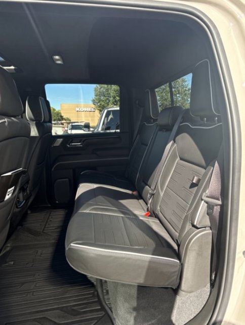 Used 2026 GMC Sierra 2500 AT4X AWD/4WD image 9