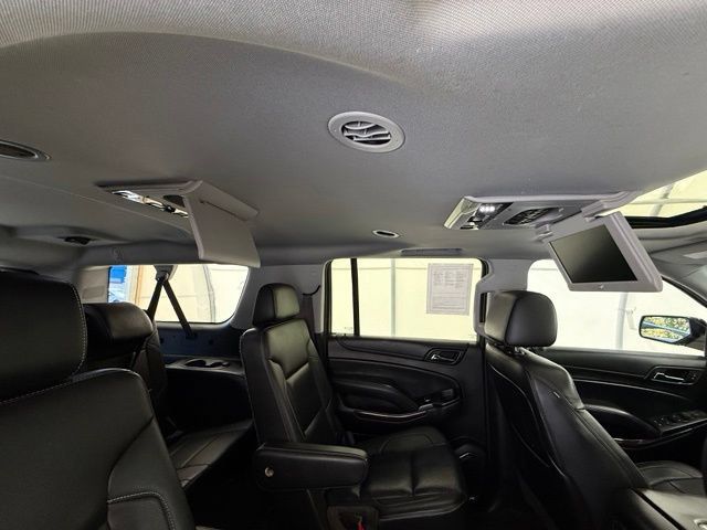 Used 2016 GMC Yukon XL SLT w/ Open Road Package AWD/4WD image 35