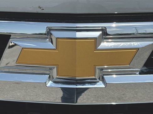 Used 2024 Chevrolet Silverado 1500 LT AWD/4WD image 31