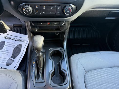 Used 2022 Chevrolet Colorado W/T image 5
