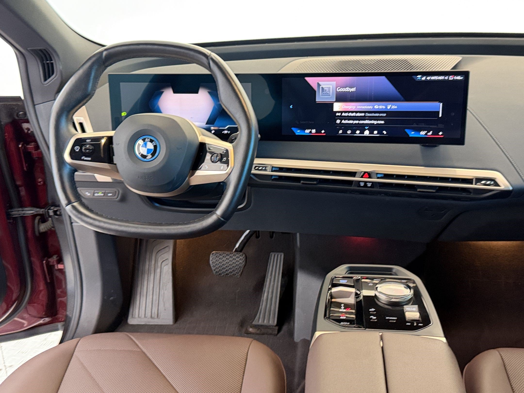 Used 2024 BMW iX xDrive50 w/ Sport Package AWD/4WD image 29