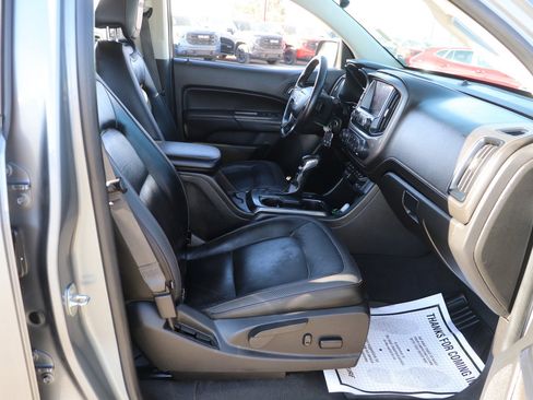 Used 2022 GMC Canyon AT4 w/ Driver Alert Package image 33