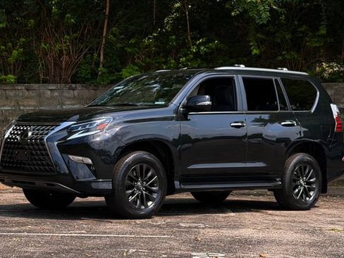 Used 2023 Lexus GX 460 Premium w/ Premium Package AWD/4WD image 10