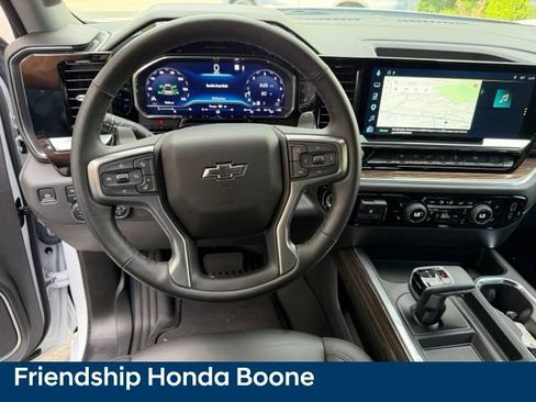 Used 2025 Chevrolet Silverado 1500 RST w/ Convenience Package II AWD/4WD image 25