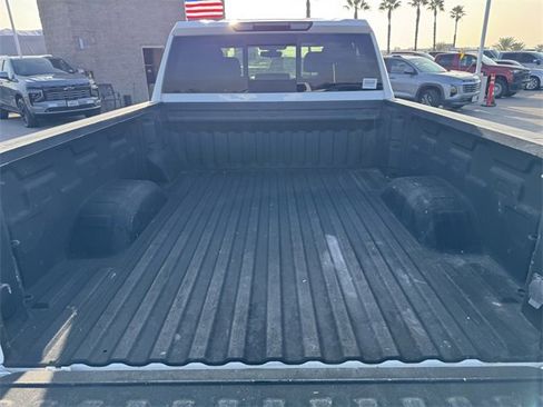 Used 2020 Chevrolet Silverado 2500 LT w/ Convenience Package image 9