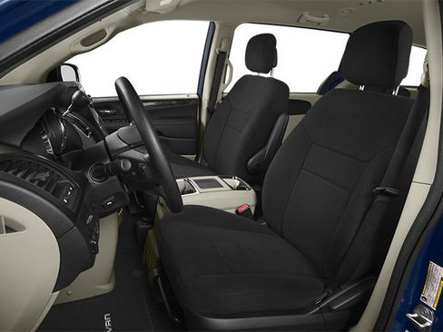 Used 2014 Dodge Grand Caravan SXT FWD image 11