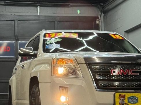 Used 2015 GMC Terrain SLT image 7