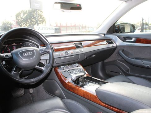 Used 2013 Audi A8 3.0T w/ Driver Assistance Pkg image 21