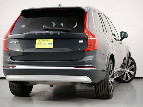 Used 2022 Volvo XC90 T8 Inscription w/ Advanced Package image 4