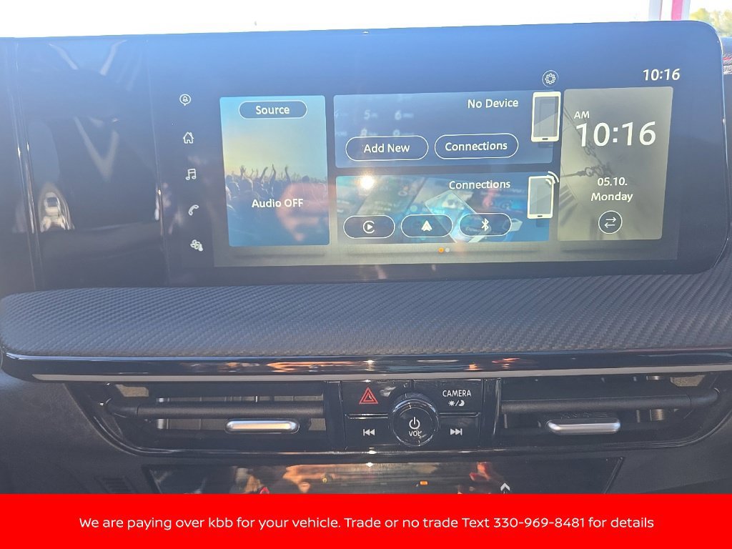 Certified 2025 Nissan Kicks SR AWD/4WD image 15
