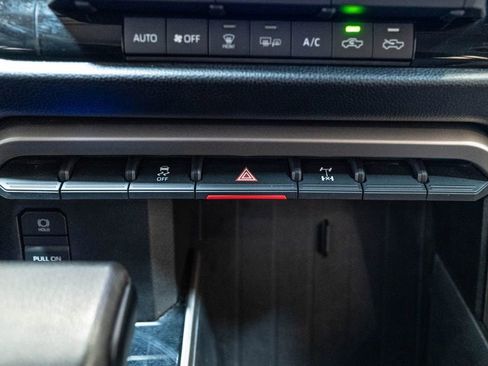 Certified 2022 Toyota Tundra SR5 w/ TRD Off-Road Package image 26