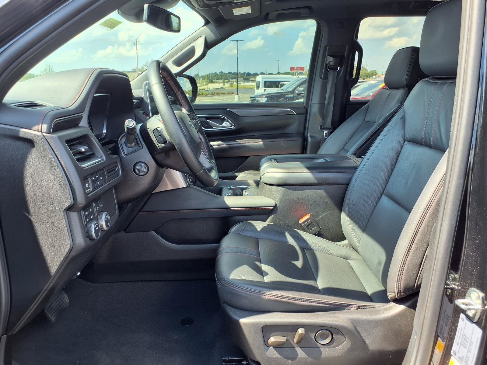 Used 2024 Chevrolet Tahoe RST w/ Luxury Package AWD/4WD image 22