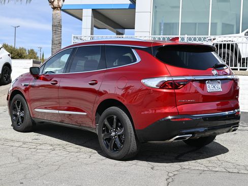Used 2024 Buick Enclave Essence w/ Sport Touring Edition image 7