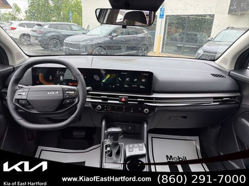New 2026 Kia Sportage LX w/ LX Convenience Package AWD/4WD image 22