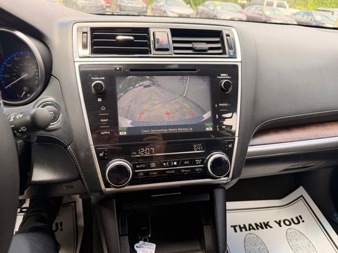 Used 2018 Subaru Outback 2.5i Limited AWD/4WD image 33