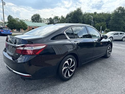 Used 2016 Honda Accord EX-L image 6