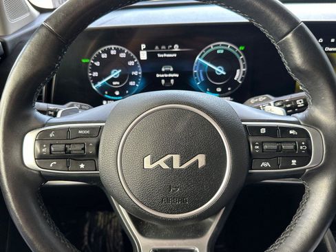 Used 2023 Kia Sportage SX Prestige image 24