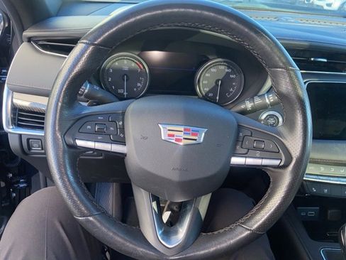 Certified 2023 Cadillac XT4 Sport image 2