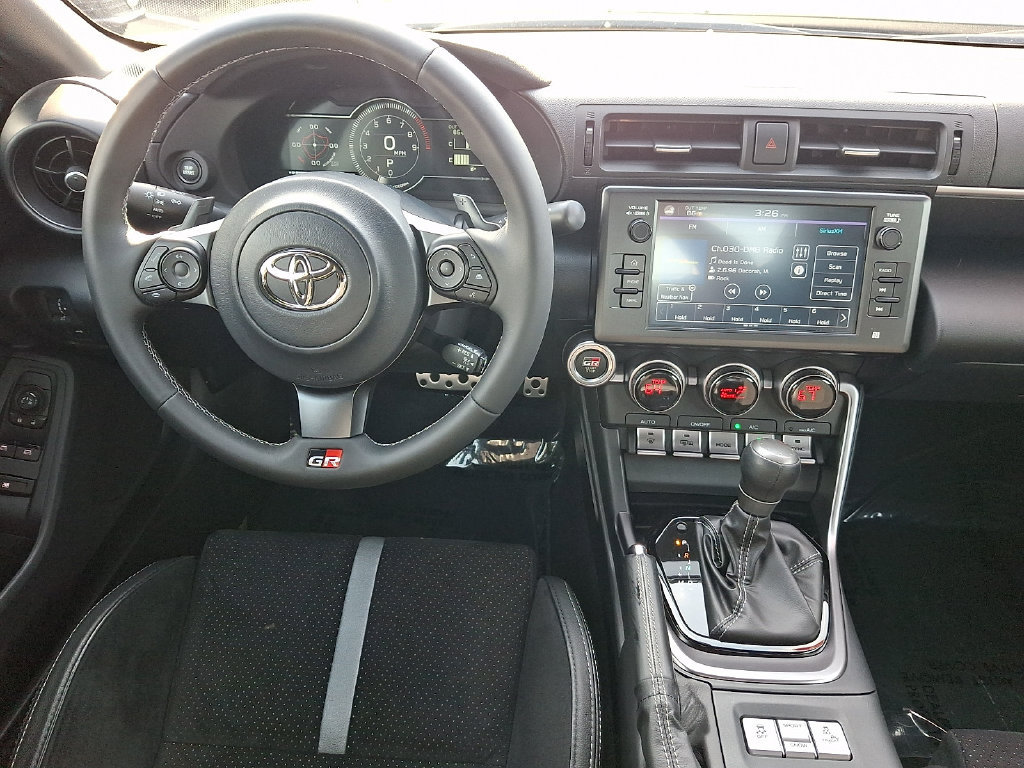 Used 2025 Toyota GR86 Premium w/ Performance Package RWD image 11