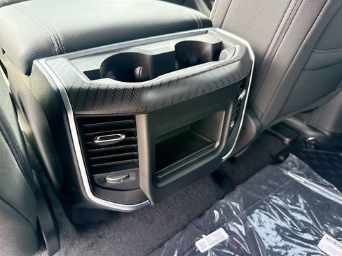 New 2026 RAM 1500 Express AWD/4WD image 24