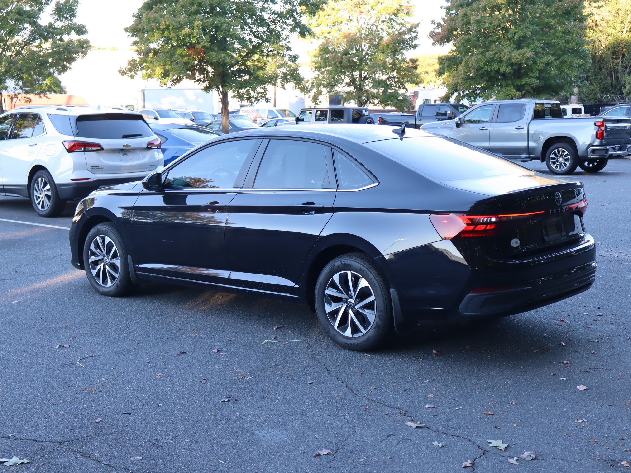 Used 2025 Volkswagen Jetta S FWD image 19