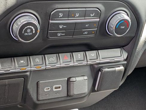Used 2022 Chevrolet Silverado 1500 Custom RWD image 14