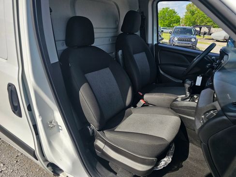 Used 2022 RAM ProMaster City Tradesman image 8