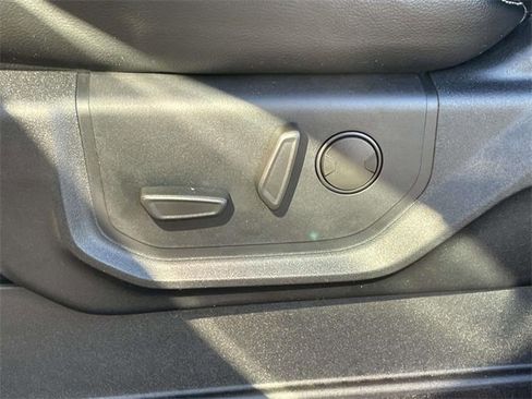 Certified 2021 Ford F250 Lariat w/ Lariat Ultimate Package image 17