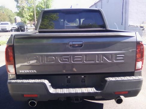 Used 2025 Honda Ridgeline RTL image 4