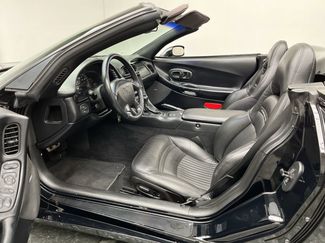 Used 2001 Chevrolet Corvette Convertible w/ Preferred Equipment Group2 video 3