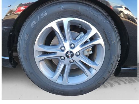 Used 2014 Ford Mustang Convertible image 16