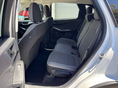 Certified 2022 Ford Escape SE AWD/4WD image 25