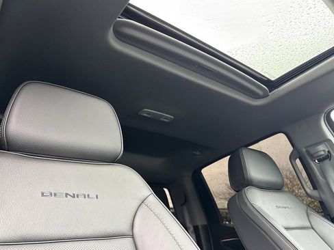 Used 2025 GMC Sierra 1500 Denali w/ Denali Reserve Package image 24