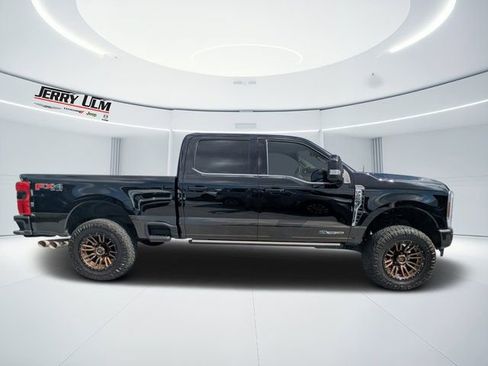 Used 2024 Ford F250 King Ranch w/ FX4 Off-Road Package image 2