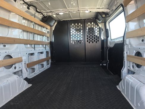 Used 2025 Ford Transit 250 Low Roof w/ Exterior Upgrade Package RWD image 18