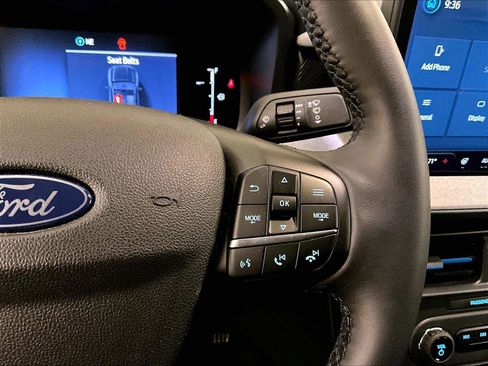 Used 2025 Ford Maverick XLT w/ XLT Luxury Package FWD image 18
