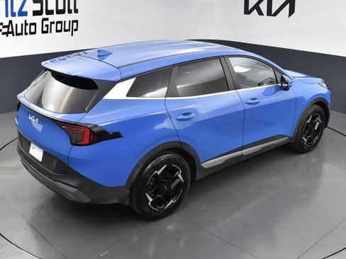 Certified 2026 Kia Sportage EX FWD image 13