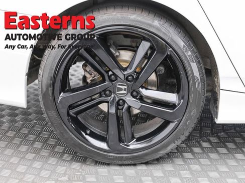 Used 2018 Honda Accord Sport image 25