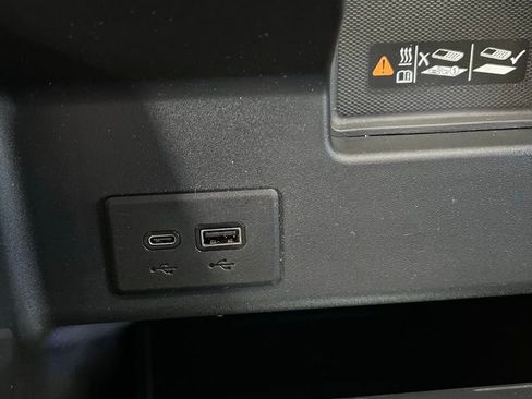 Used 2023 Chevrolet Silverado 1500 RST AWD/4WD image 15