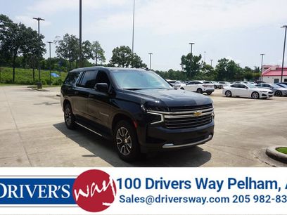 Used 2022 Chevrolet Suburban LT w/ Luxury Package