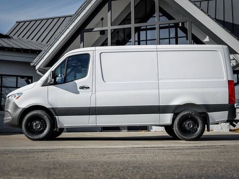 New 2026 Mercedes-Benz Sprinter 2500 image 3