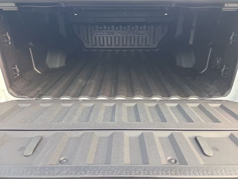 Used 2024 GMC Canyon Denali AWD/4WD image 5