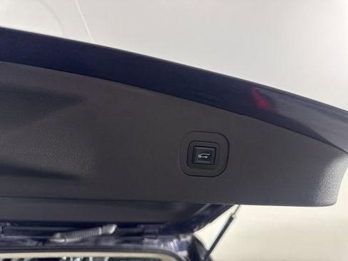 Used 2015 Chevrolet Equinox LTZ image 15