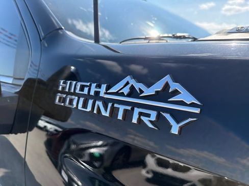 Used 2022 Chevrolet Silverado 3500 High Country AWD/4WD image 5