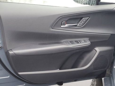 New 2026 Toyota Prius Plug-In Hybrid image 9