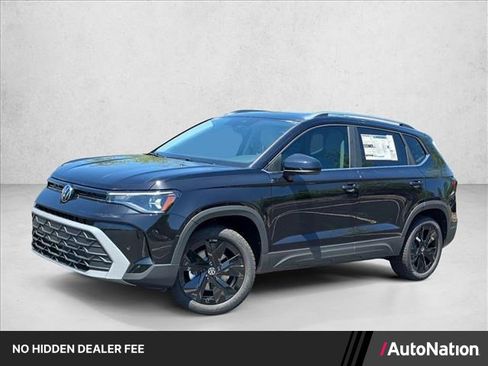 New 2026 Volkswagen Taos SE FWD image 1