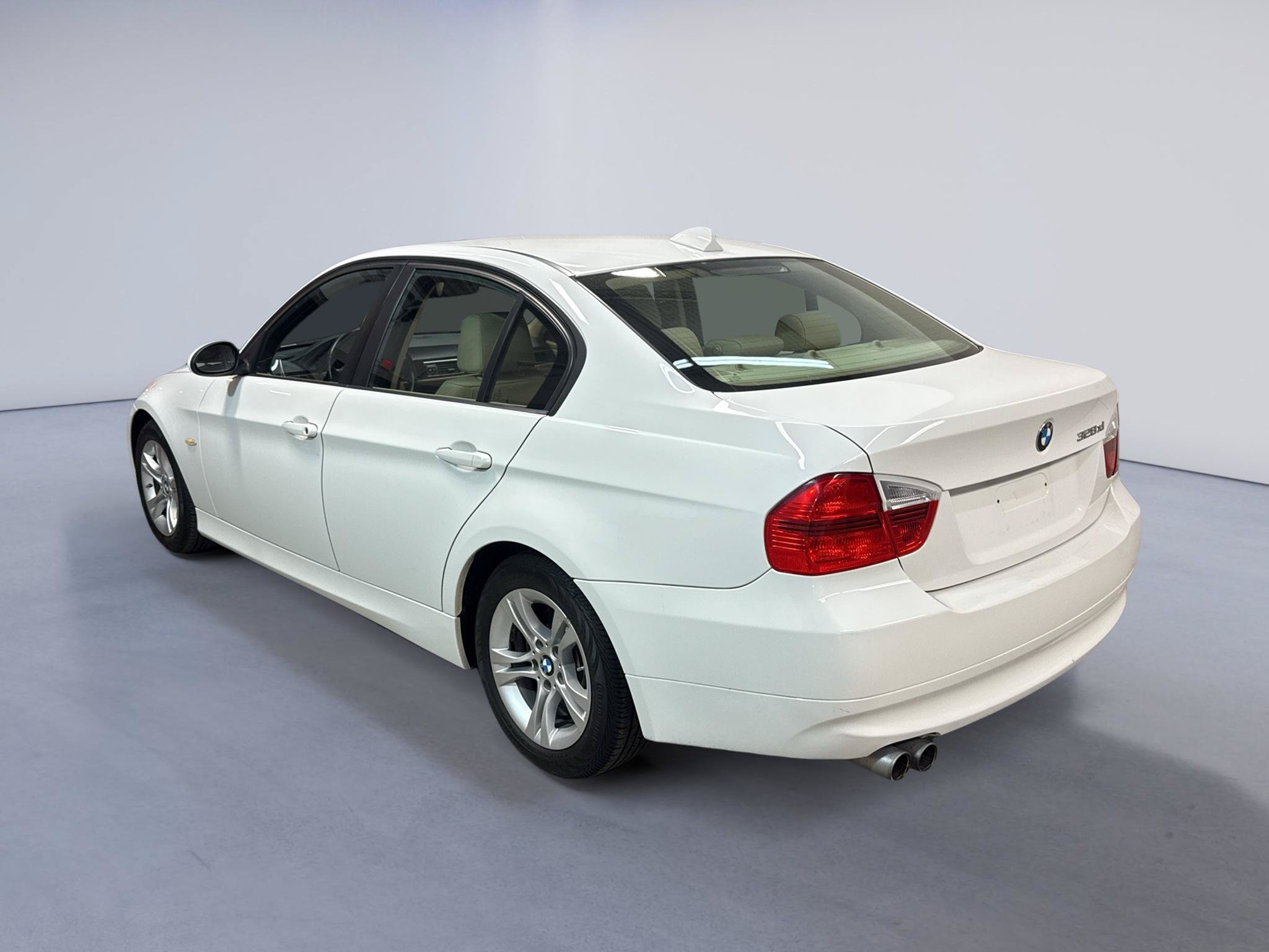 Used 2008 BMW 328xi Sedan AWD/4WD image 5