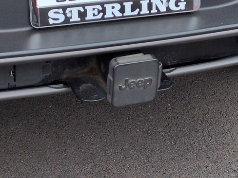 Used 2015 Jeep Cherokee Trailhawk w/ Comfort/Convenience Group image 37