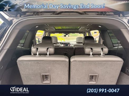 Used 2023 Cadillac XT6 Premium Luxury FWD image 18