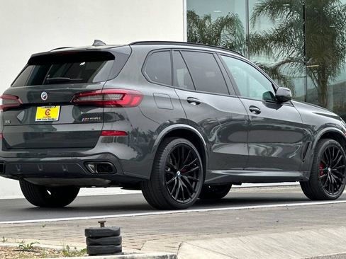 Used 2023 BMW X5 M50i AWD/4WD image 3
